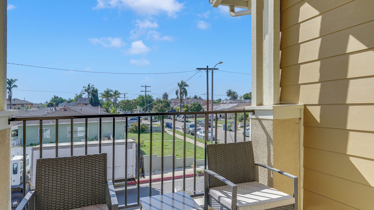 Photo of Outdoor in Harbor Gateway South