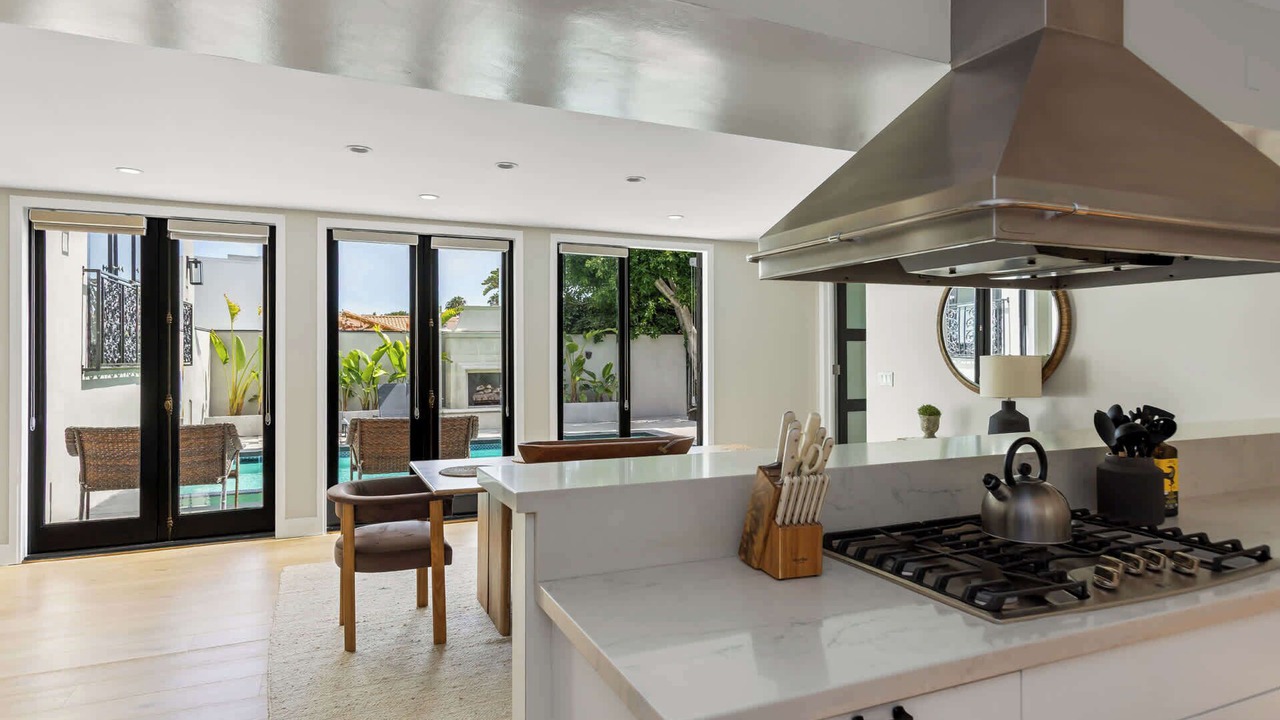 Photo of Kitchen in Hollywood Hills West