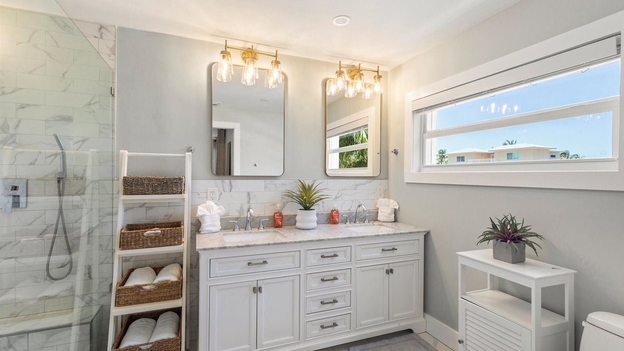 Photo of Bathroom in Sugarloaf Shores