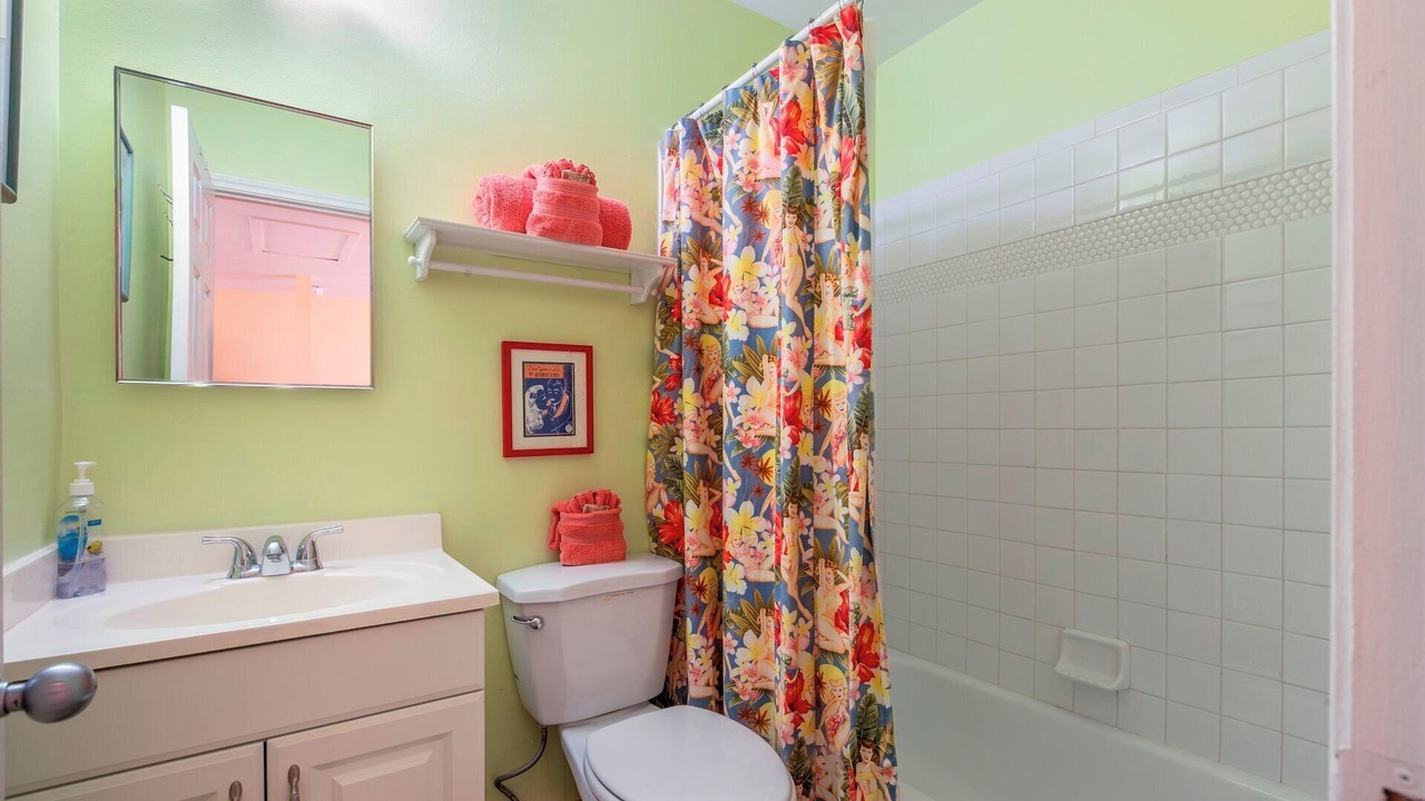 Photo of Bathroom in Truman Annex