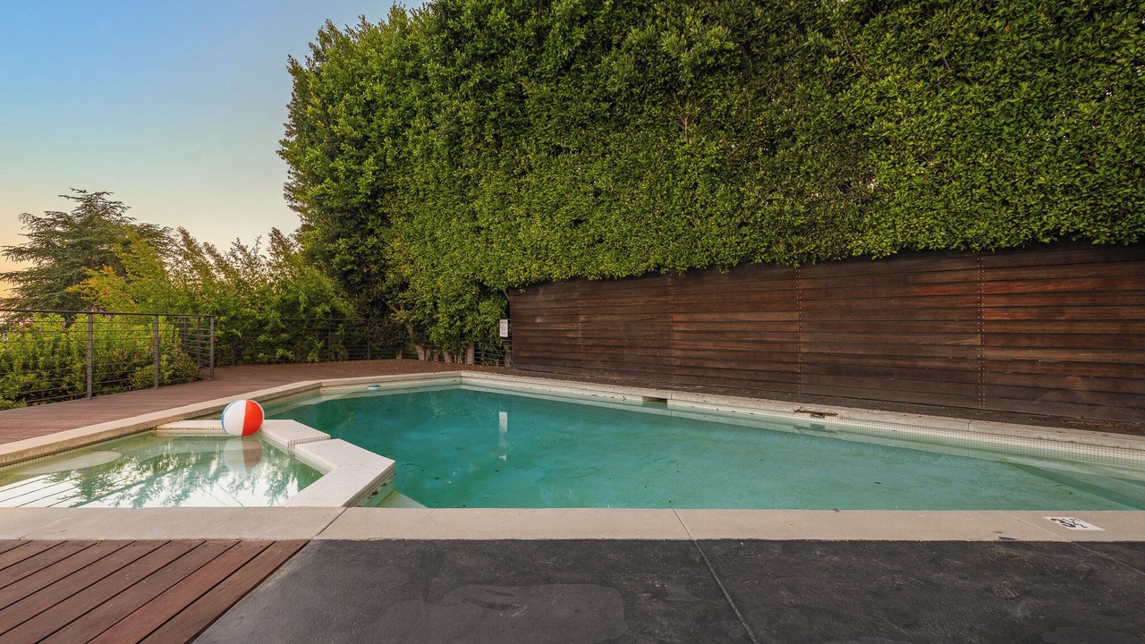 Photo of Outdoor in Beverly Glen