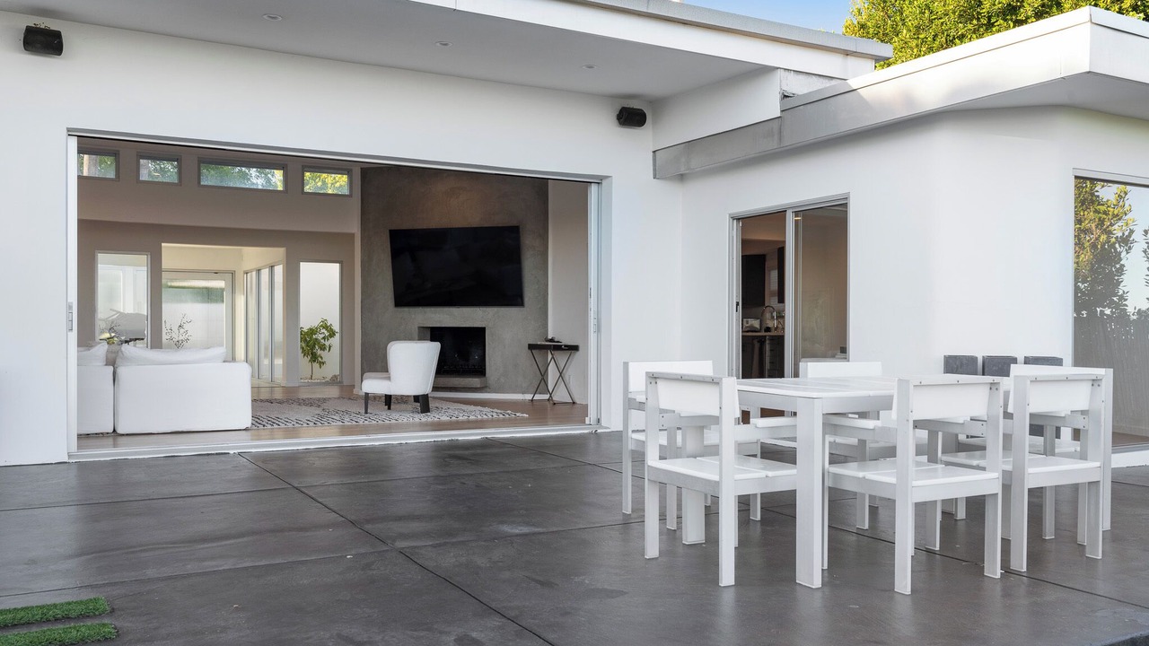 Photo of Outdoor in Beverly Glen