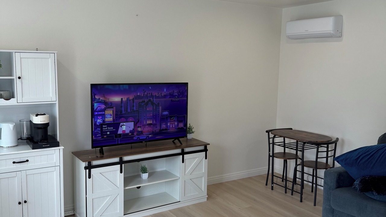 Photo of Livingroom in North Long Beach