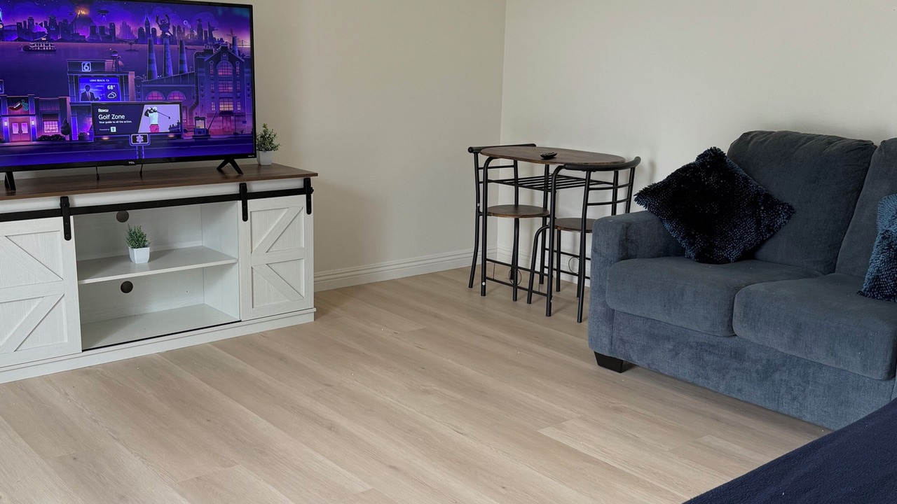 Photo of Bedroom in North Long Beach