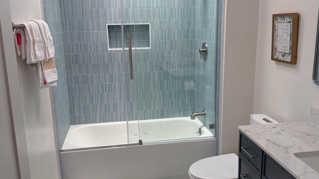 Photo of Bathroom in Harbor Gateway North