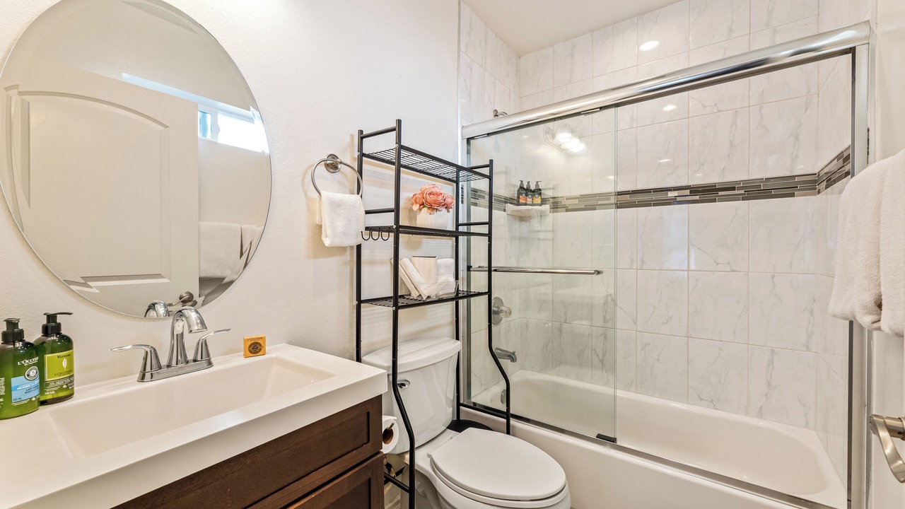 Photo of Bathroom in Los Angeles