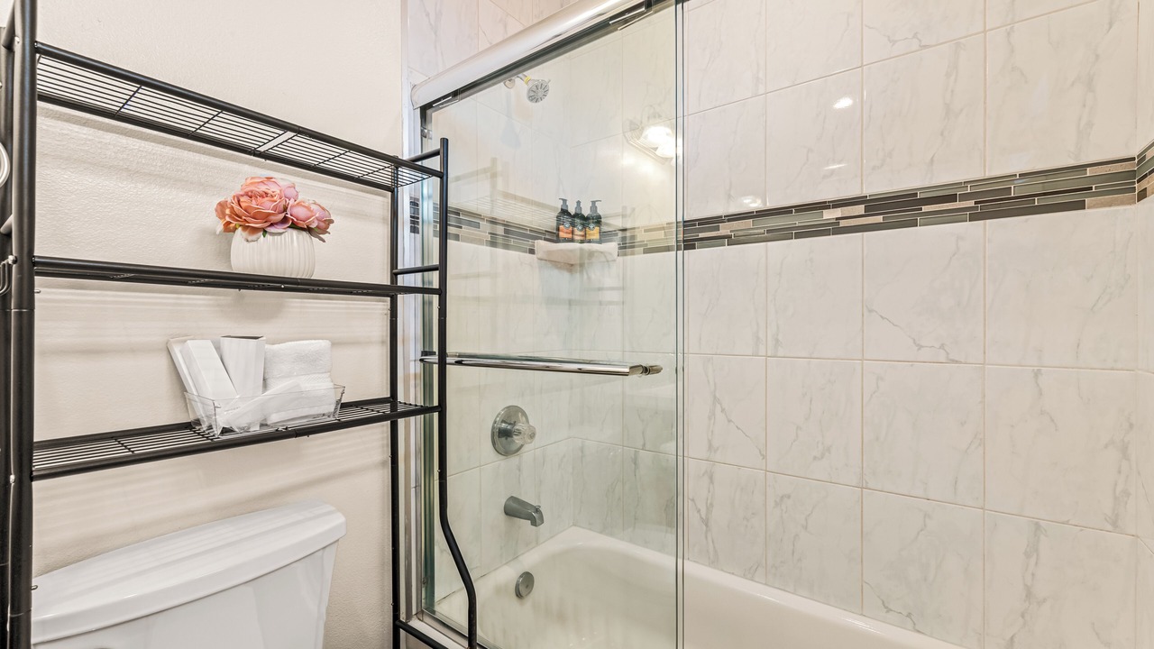 Photo of Bathroom in Los Angeles