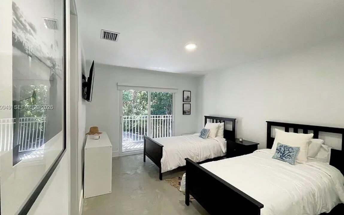 Photo of Bedroom in Monroe County