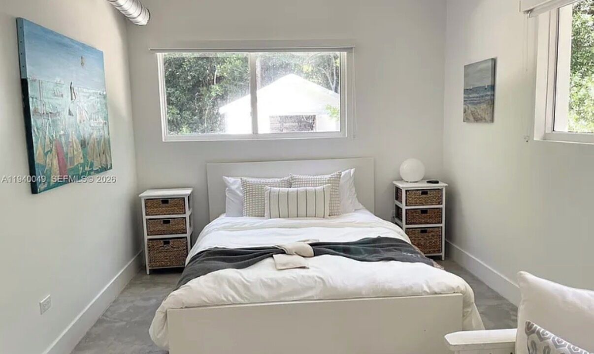 Photo of Bedroom in Monroe County