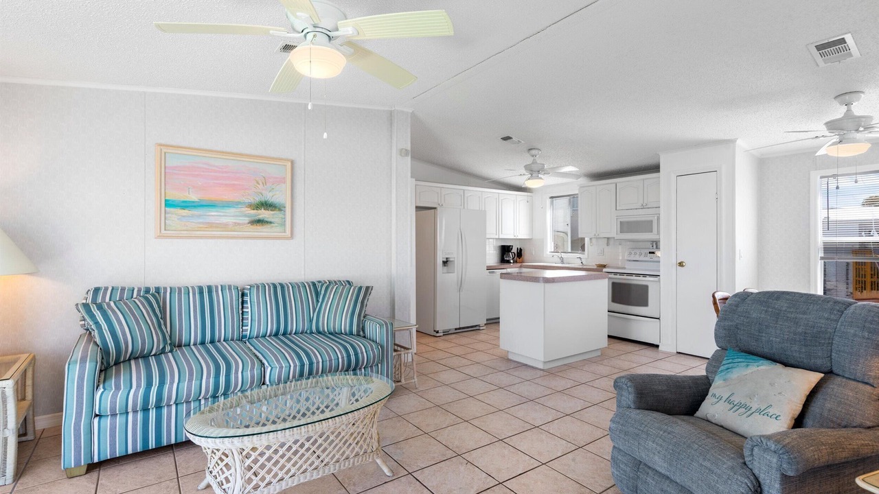 Photo of Livingroom in Cudjoe Key