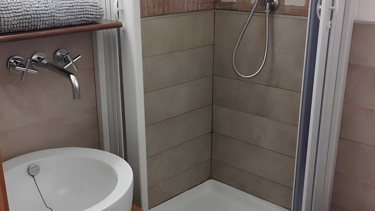 Photo of Bathroom in Sutri