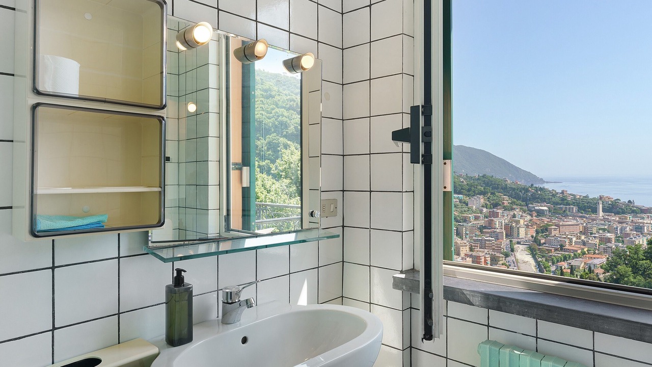 Photo of Bathroom in Recco