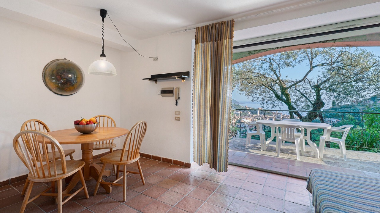 Photo of Others in Recco