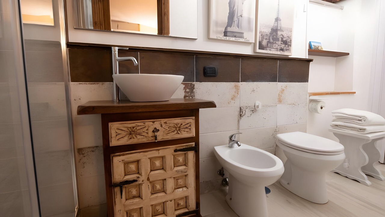Photo of Bathroom in Sutri