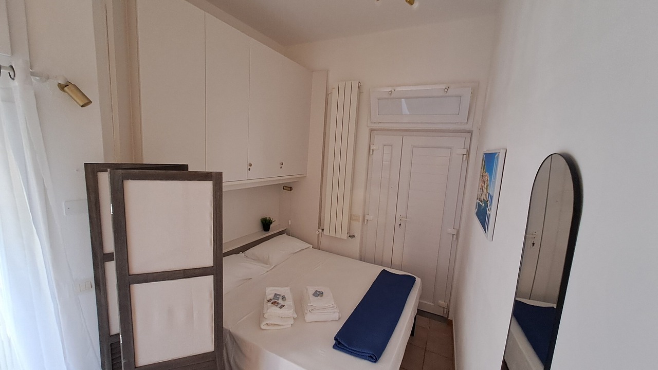 Photo of Bedroom in Manarola