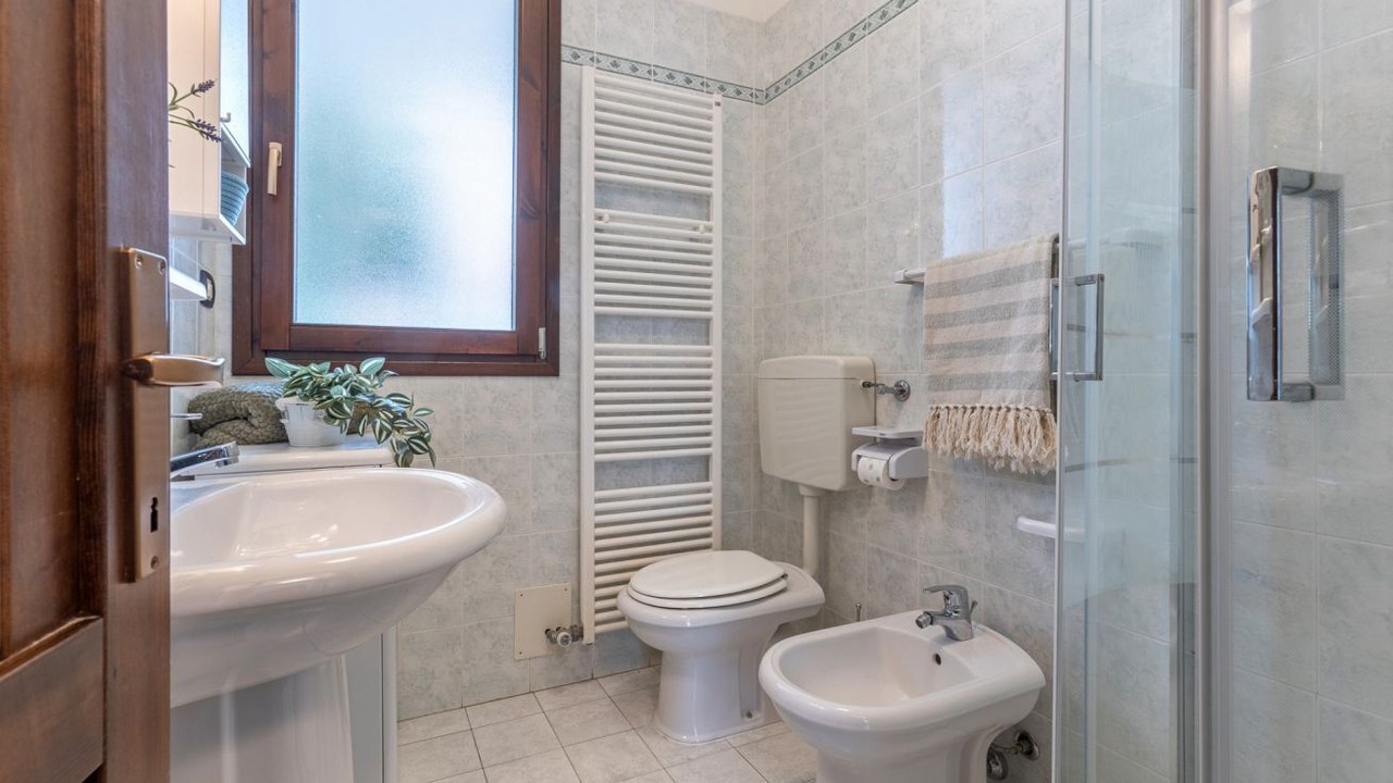 Photo of Bathroom in Lido delle Nazioni