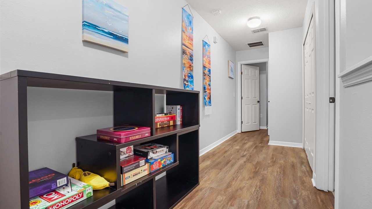 Photo of Bedroom in Crestwynd Bay