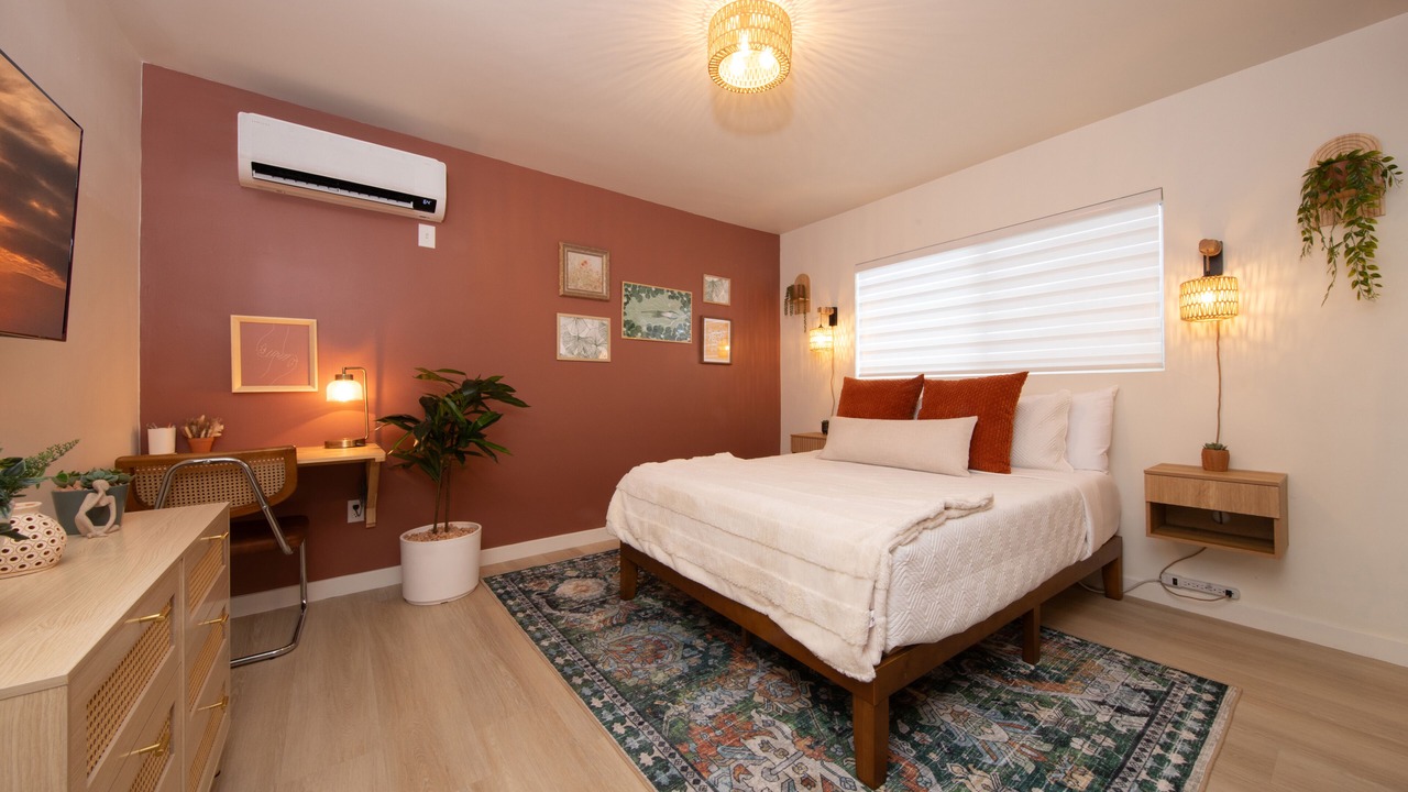 Photo of Bedroom in Hawthorne