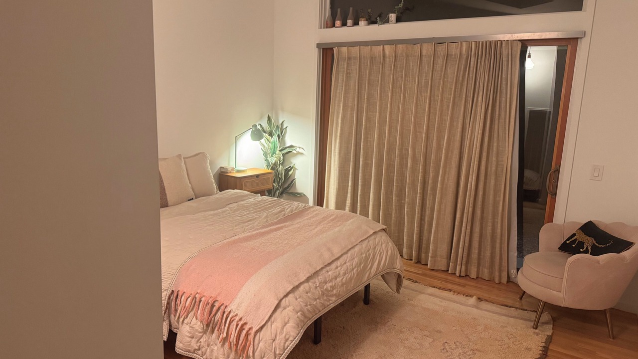 Photo of Bedroom in Los Feliz