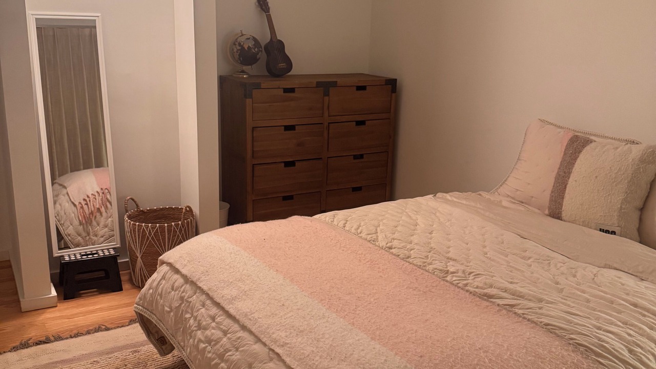 Photo of Bedroom in Los Feliz