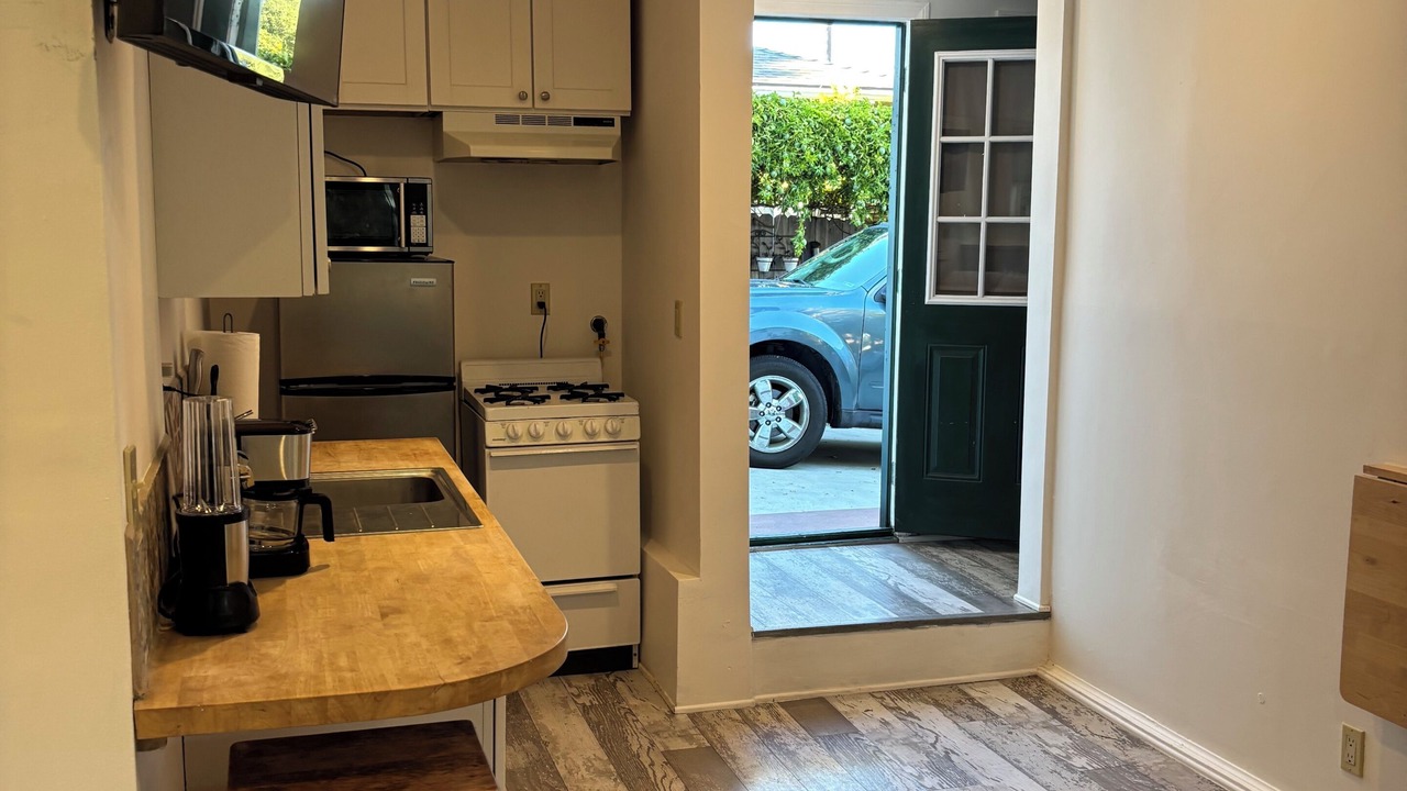Photo of Kitchen in Coastal San Pedro
