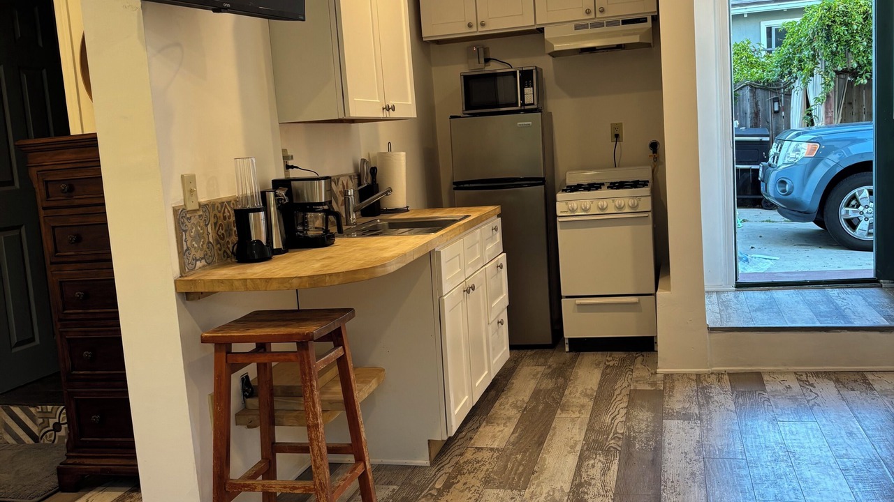 Photo of Kitchen in Coastal San Pedro