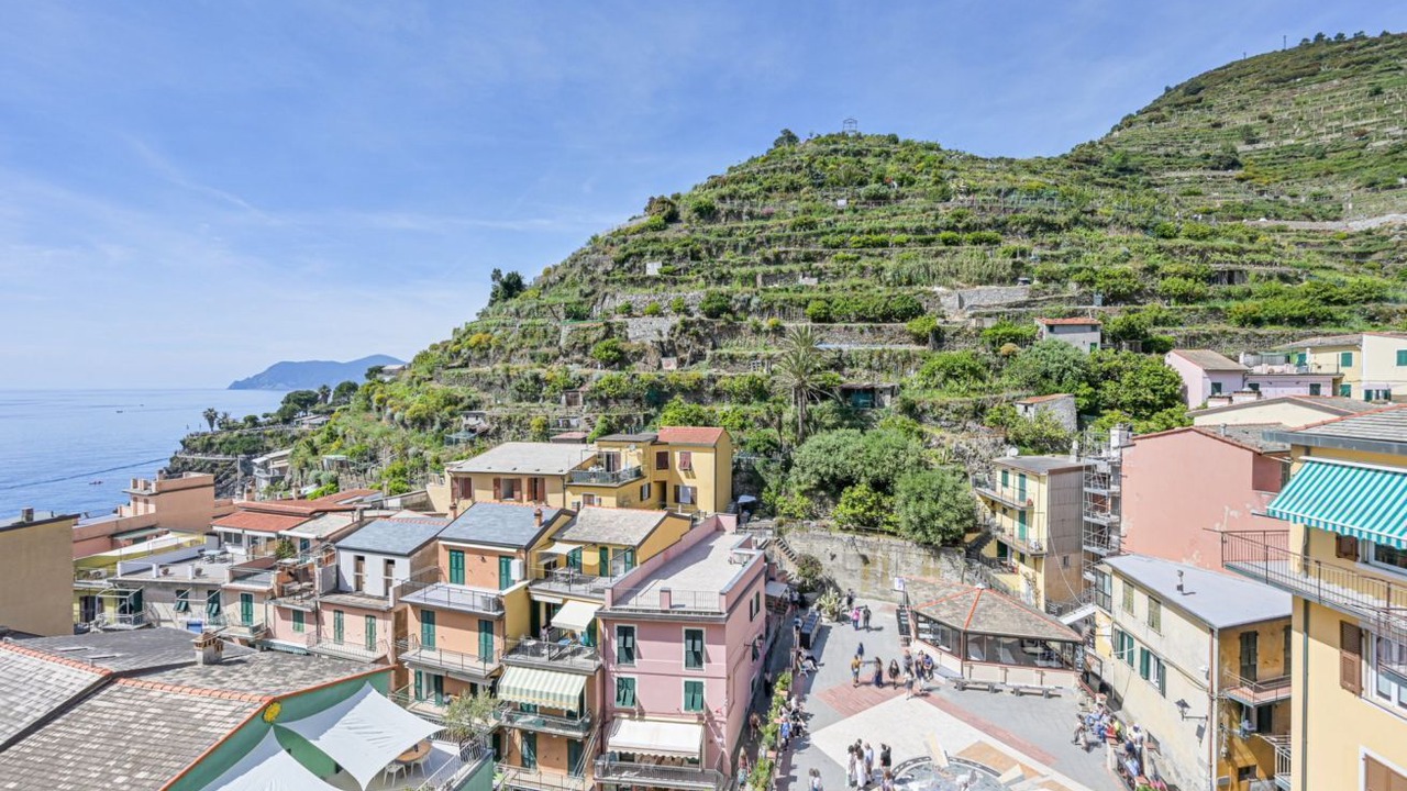 Photo of Others in Manarola