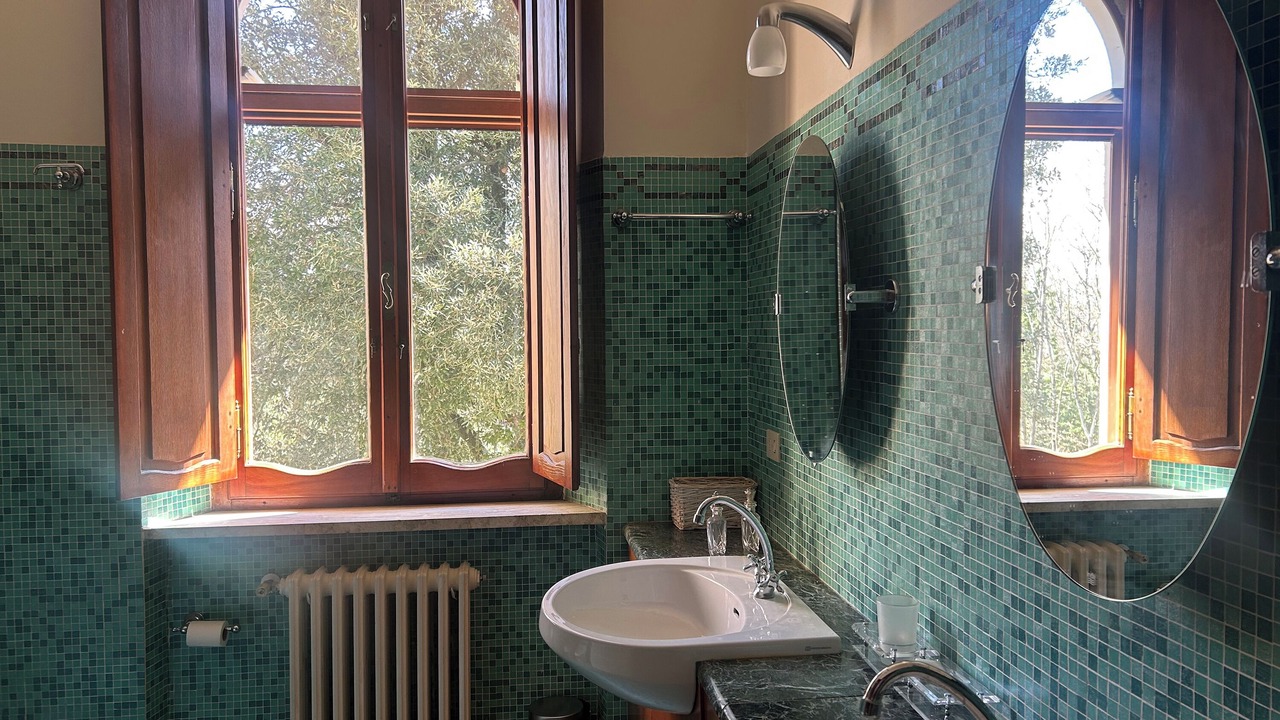 Photo of Bathroom in Izzalini