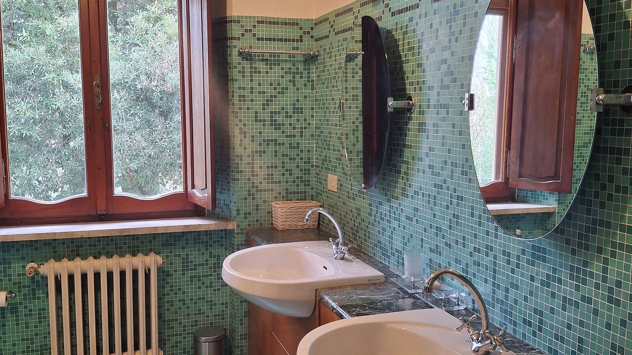 Photo of Bathroom in Izzalini