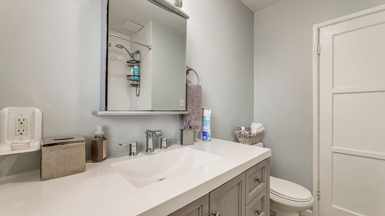Photo of Bathroom in North Long Beach