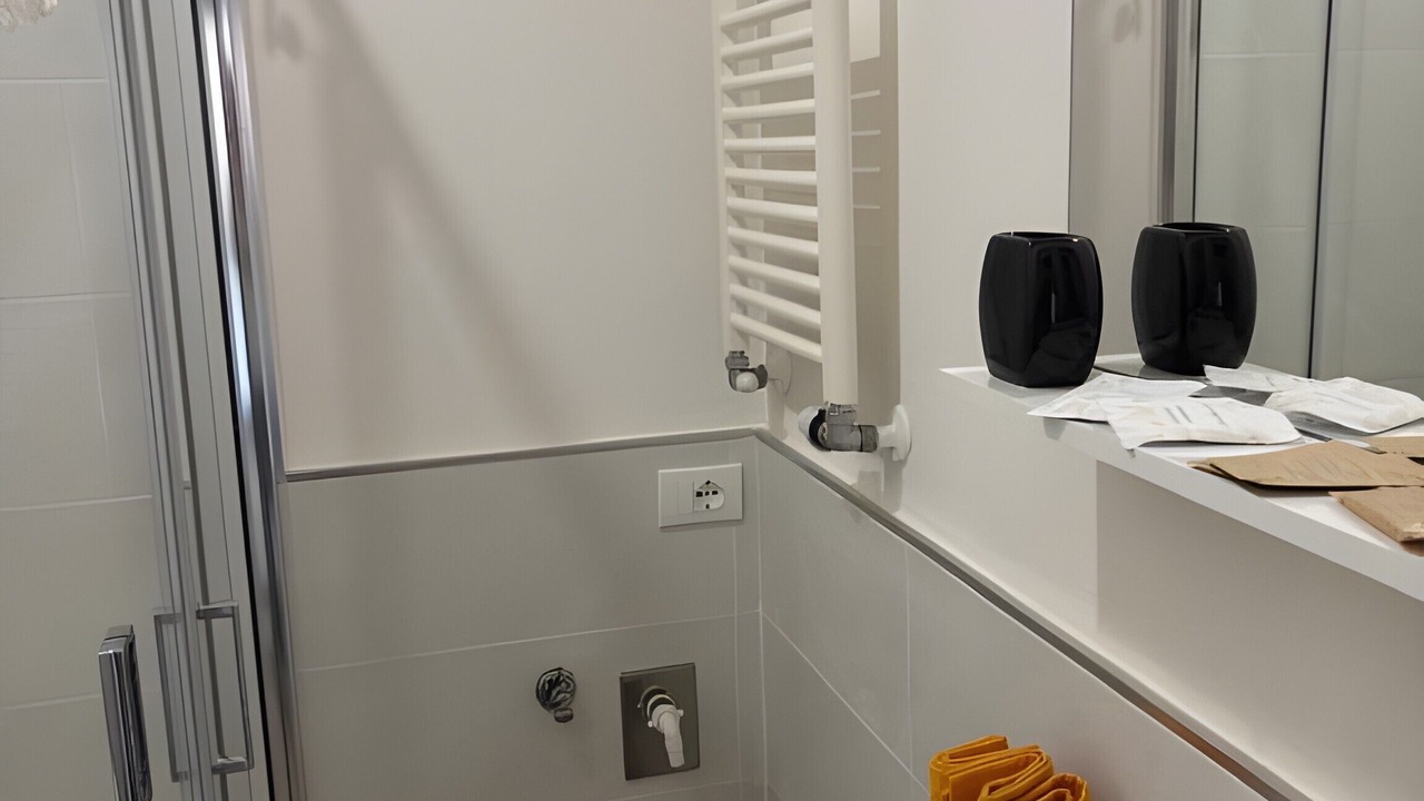 Photo of Bathroom in Sutri