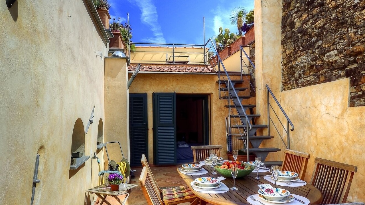 Photo of Outdoor in Civezza