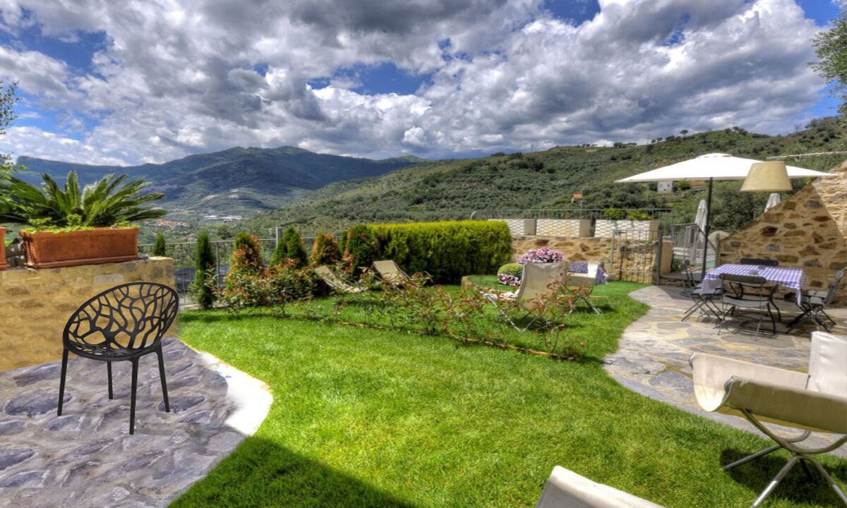 Photo of Outdoor in Civezza