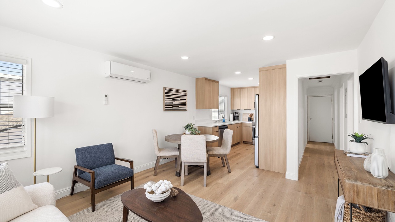 Photo of Livingroom in The Strand
