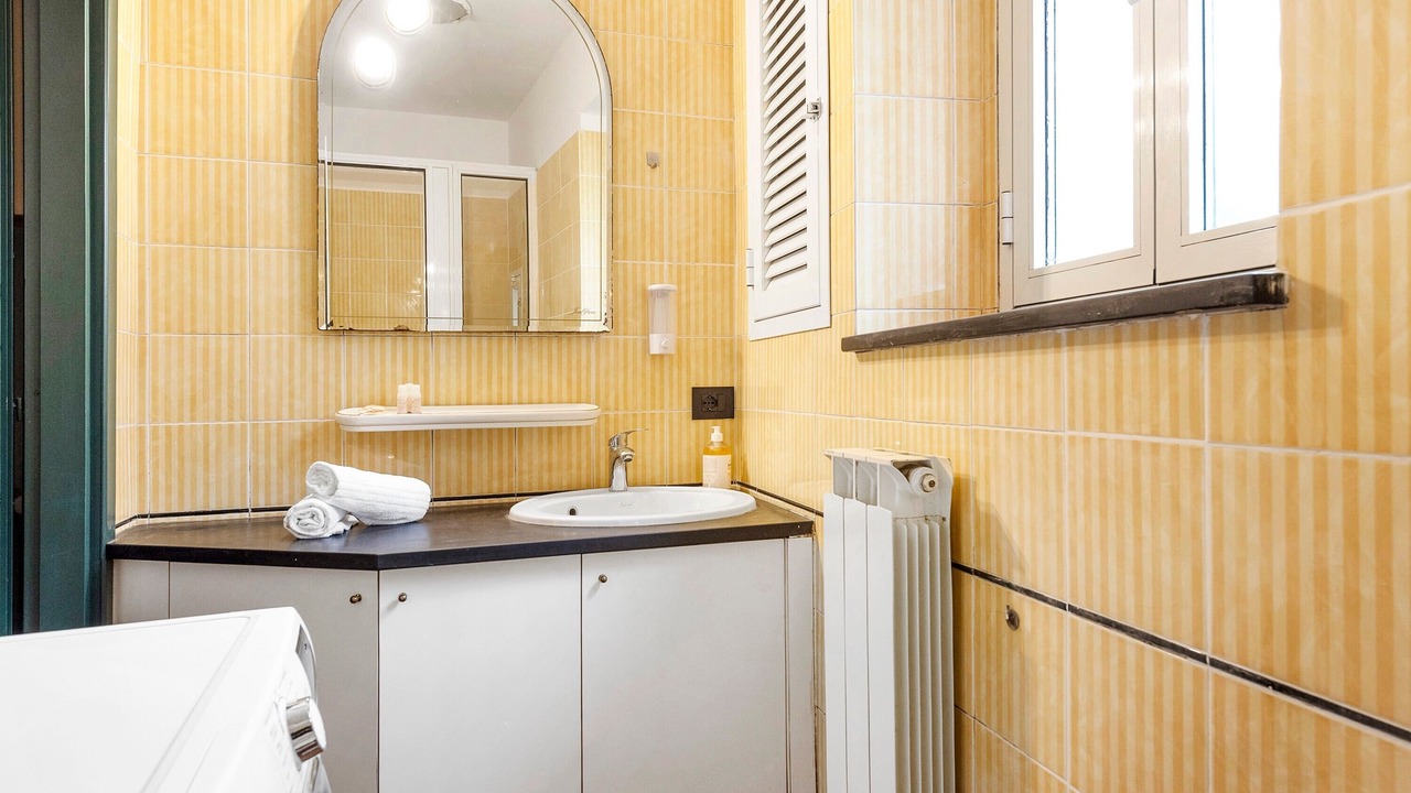 Photo of Bathroom in Voltri