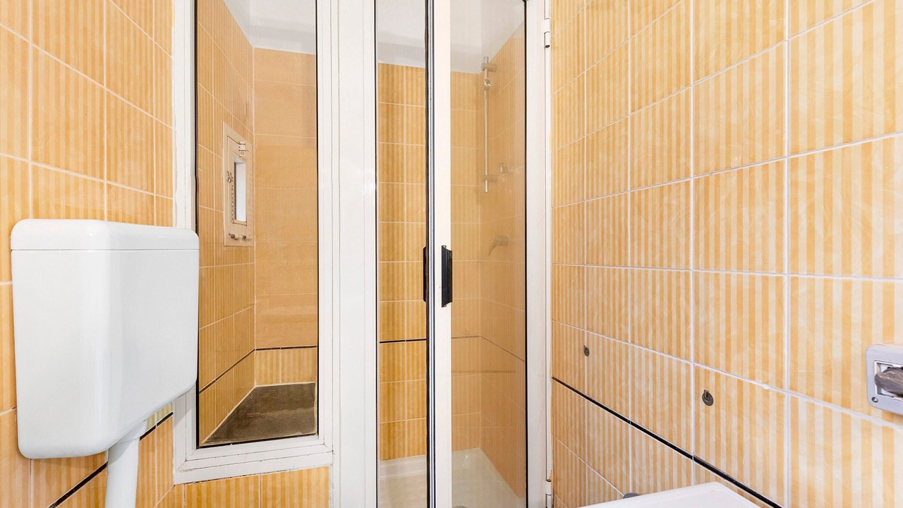 Photo of Bathroom in Voltri