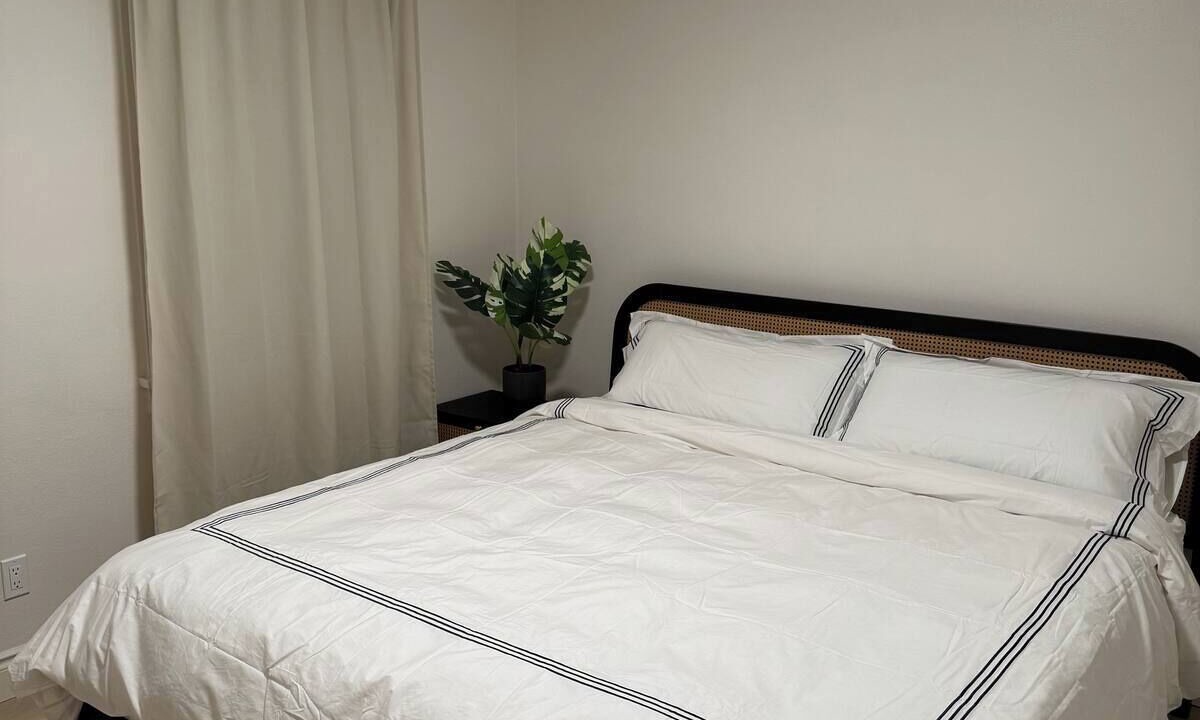 Photo of Bedroom in South Wrigley