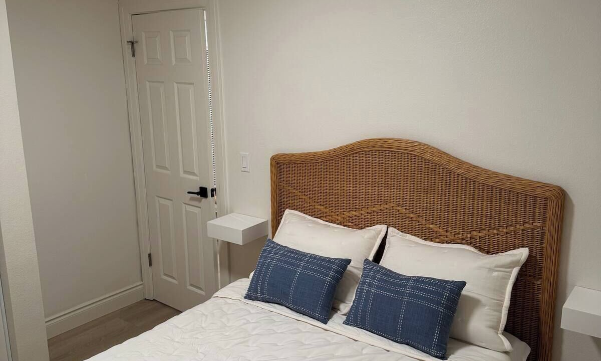 Photo of Bedroom in South Wrigley