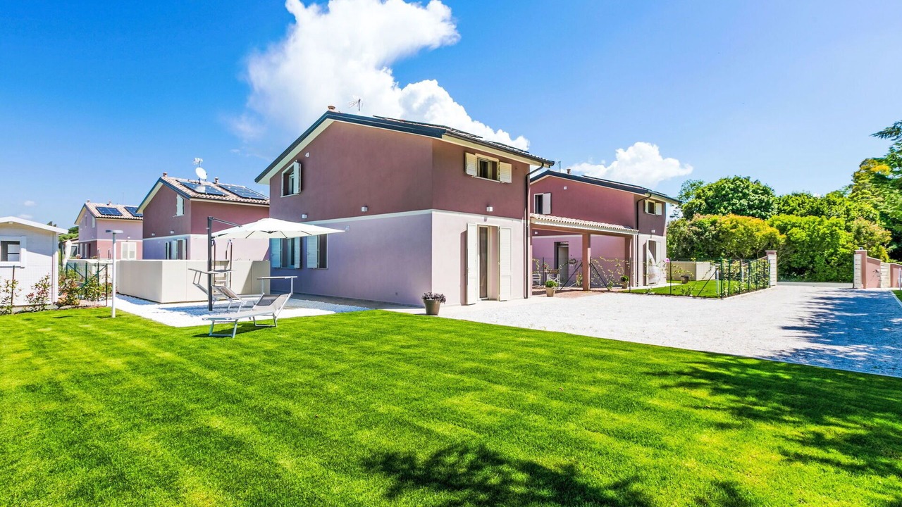 Photo of Outdoor in Cecina