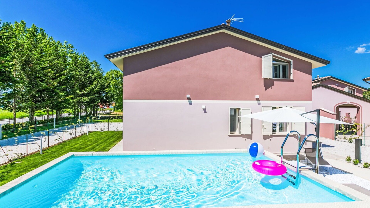 Photo of Outdoor in Cecina