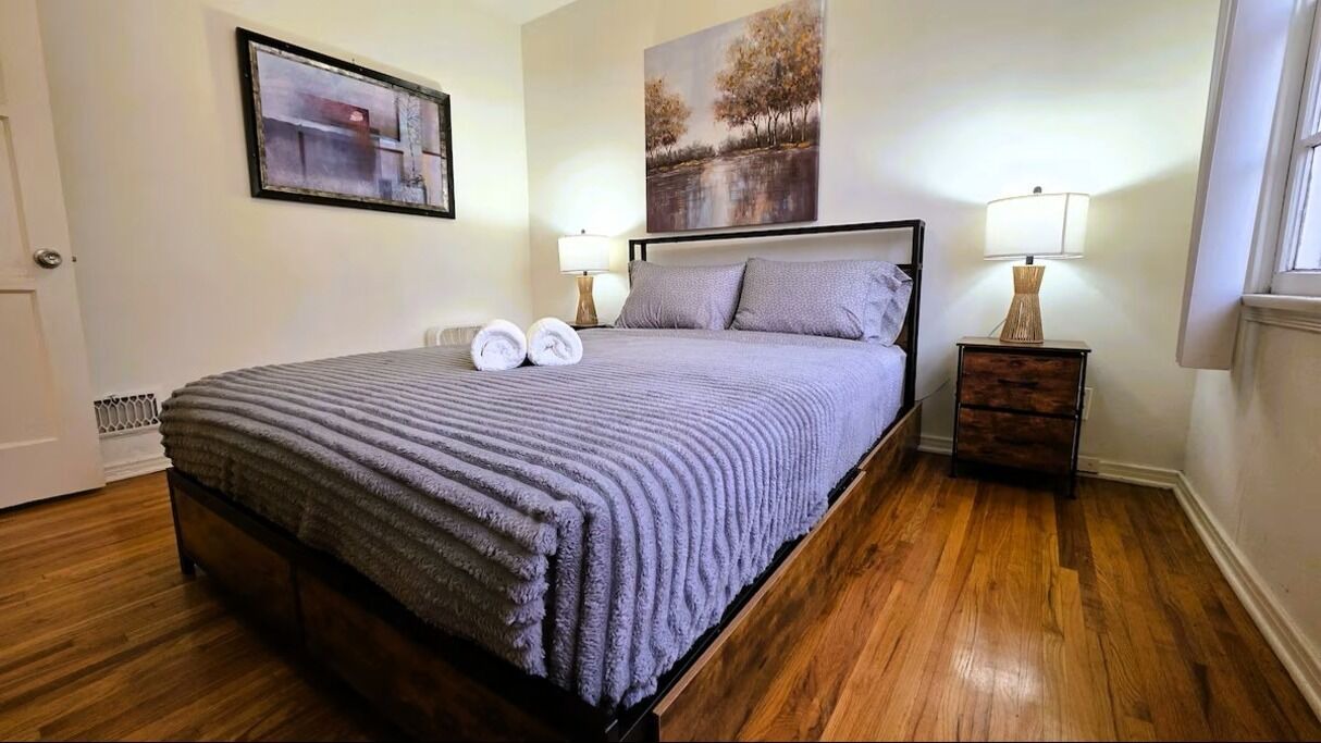 Photo of Bedroom in Beverly Hills