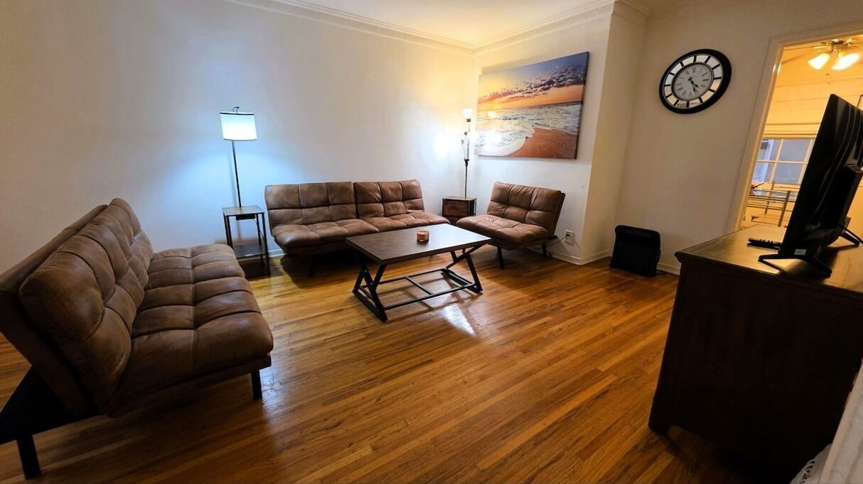 Photo of Livingroom in Beverly Hills