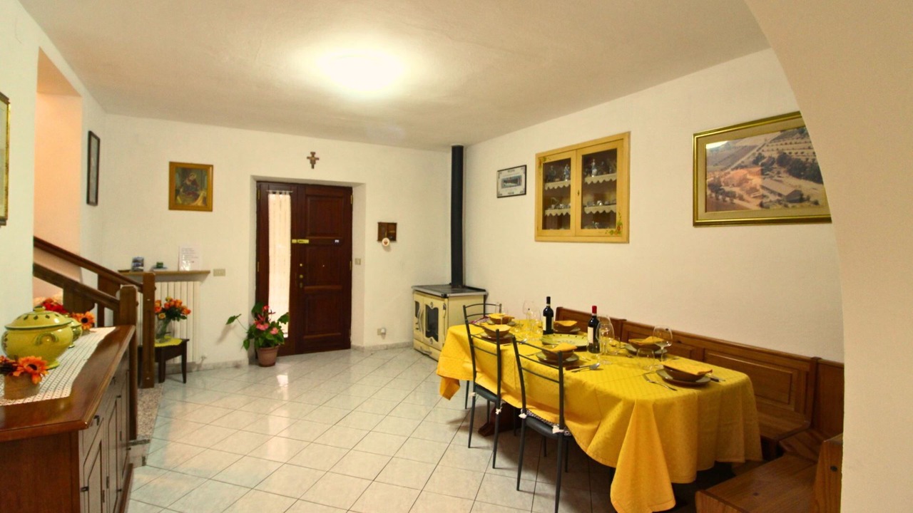 Photo of Bedroom in Cortona