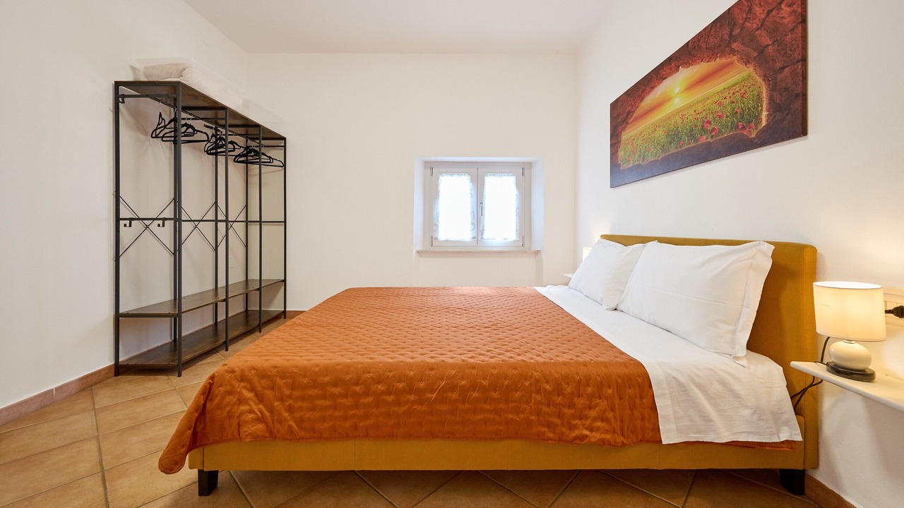 Photo of Bedroom in Piombino