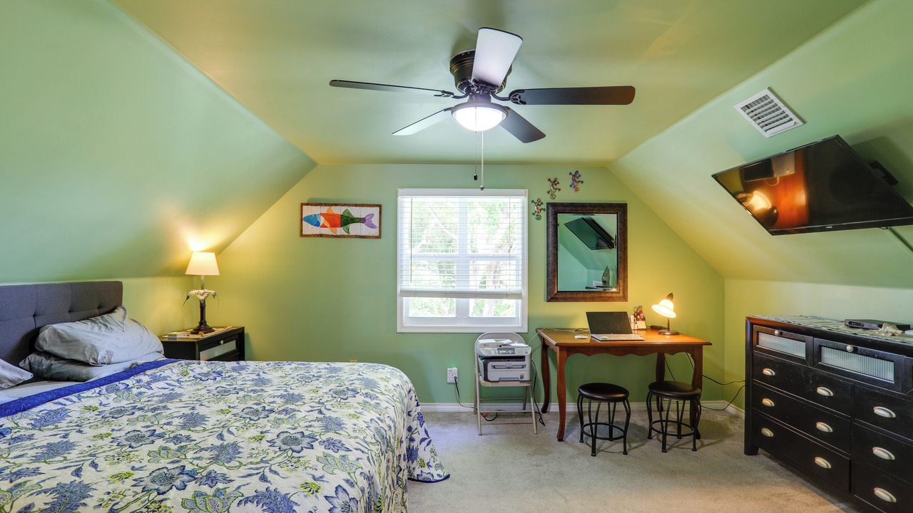 Photo of Bedroom in Truman Annex