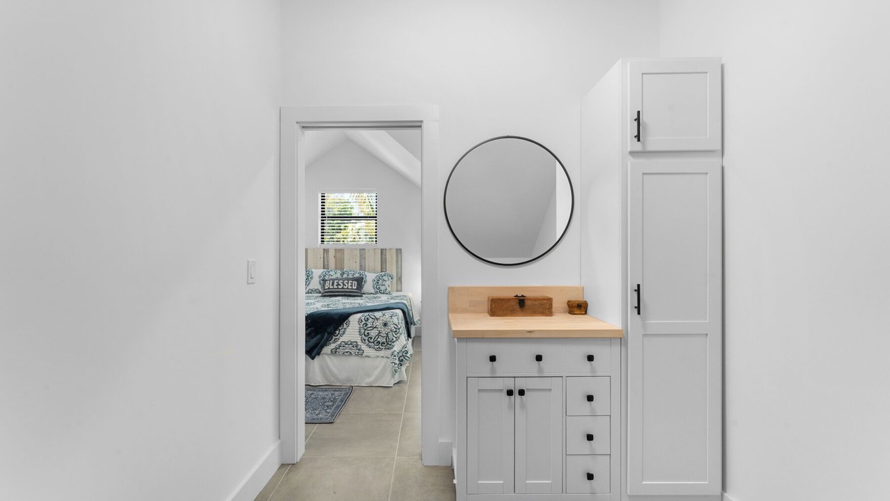 Photo of Bedroom in Midtown