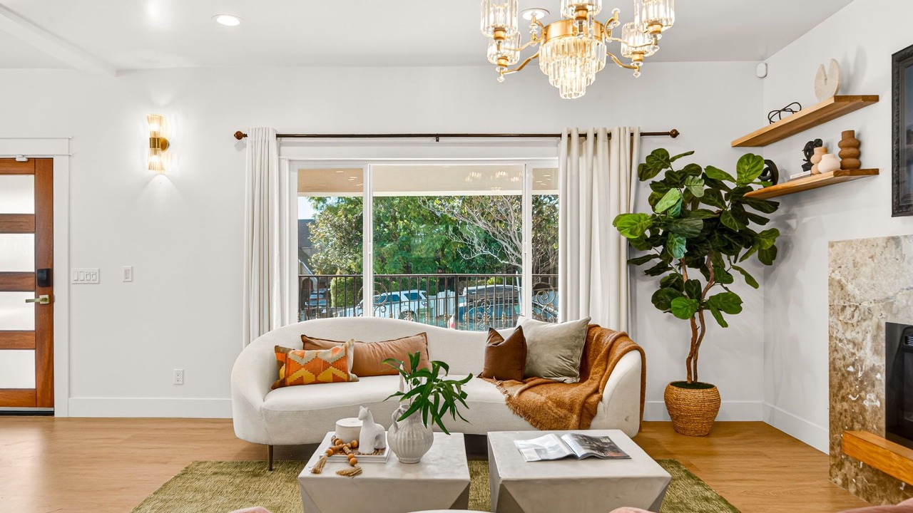 Photo of Livingroom in View Park-Windsor Hills