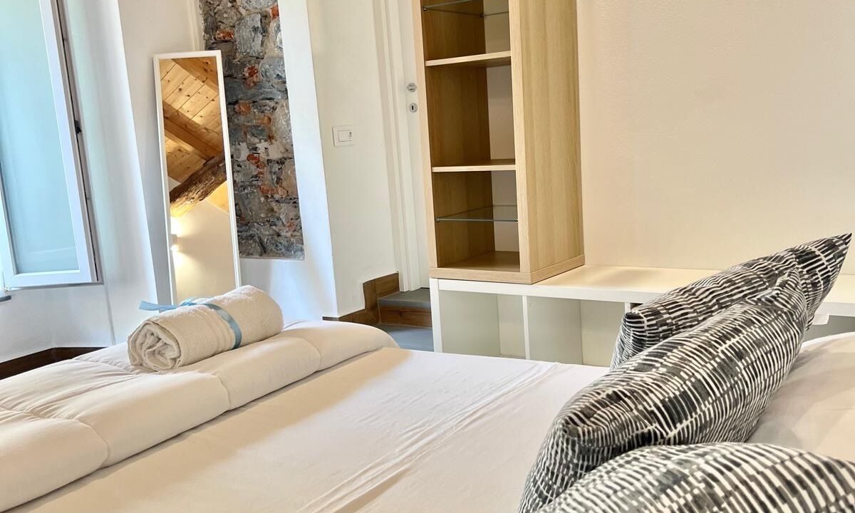 Photo of Bedroom in La Spezia Historic Centre