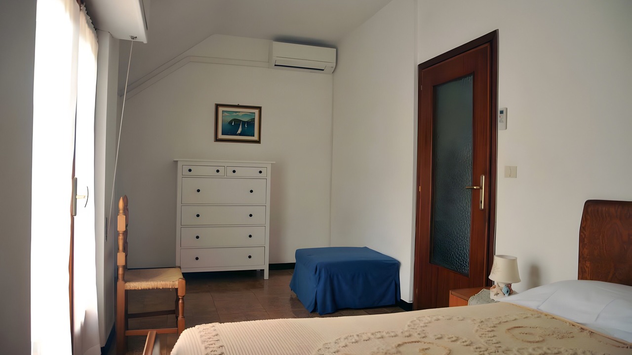 Photo of Bedroom in Moneglia