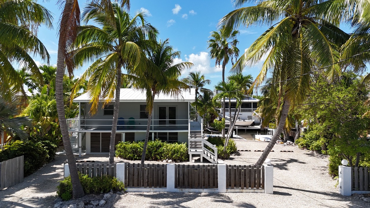 Photo of Outdoor in Breezeswept Beach Estates